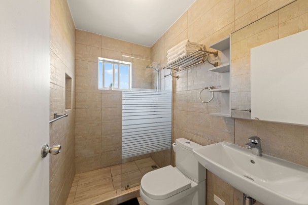 Apartment with Spacious Terrace in Vista Monta&ntilde;a