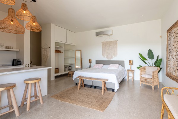 Jan Sofat – Luxury villa with panoramic sea views 