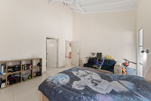 Blue Bay BO 4 &ndash; Elegant villa with unique views over the golf course