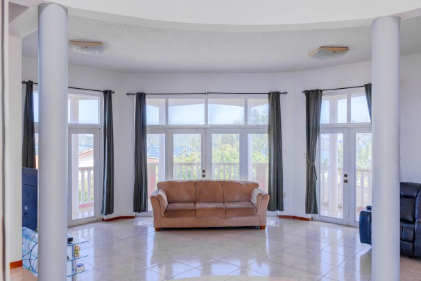 Majestic Hilltop Villa with Endless Ocean Views -  Brakkeput, Curaçao