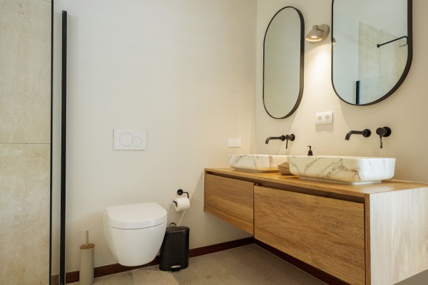 Vista Royal - Luxury villa with pool, jacuzzi & views at Jan Thiel