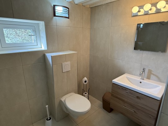 Renovated 1-Bedroom Apartment with Sea View at Royal Palm Resort 