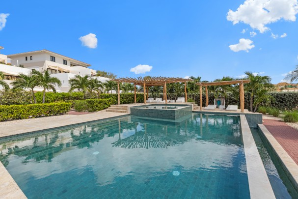 GREENVIEW &ndash;2 slaapkamer appartement met prachtig uitzicht