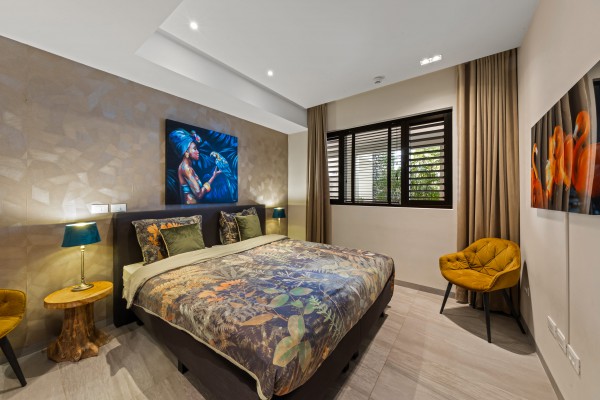 The Shore – Luxury Furnished Apartment with Direct Beach Access