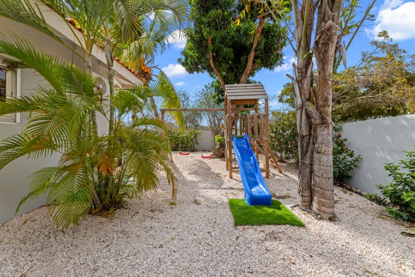 Luxury Family Home with Pool and Spacious Living Areas in Bottelier