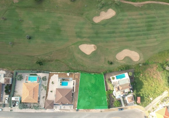 Blue Bay – Nieuw te bouwen villa met gastenverblijf aan de golfbaan