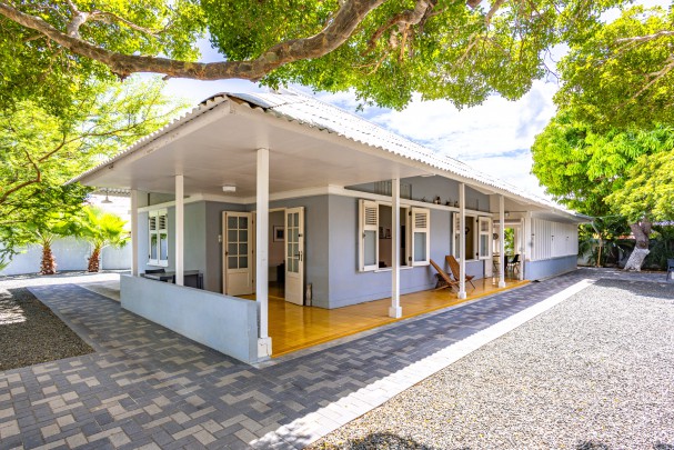 Charmante 3-Slaapkamer Villa te Huur in Rustig Emmastad