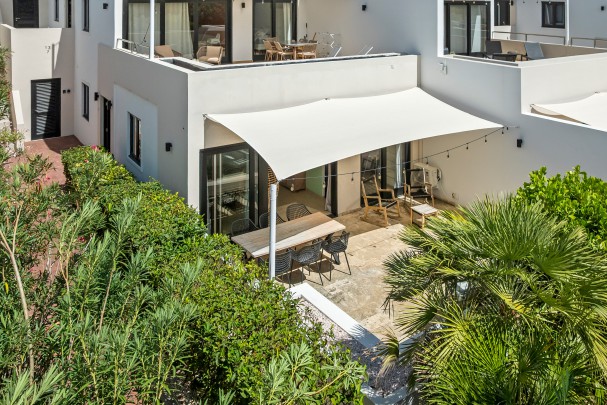 GREENVIEW &ndash; 2-Bedroom Ground Floor Apartment with Privacy