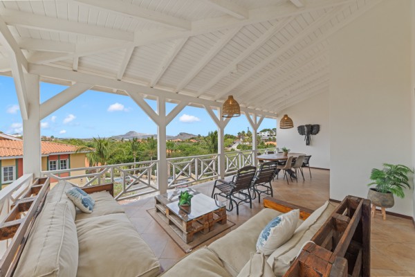 Jan Thiel Penthouse – Luxe Penthouse met Uitzicht op Spaanse Water
