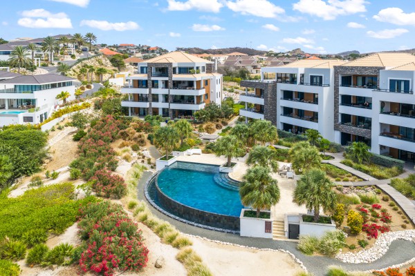 The Shore 6 - Appartement aan Zee op Blue Bay Beach