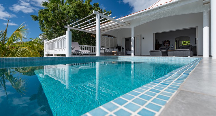 Coral Estate - Detached villa with spectacular sea view