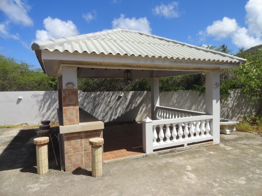 Lagun semi-detached homes with private path to Playa Jeremi