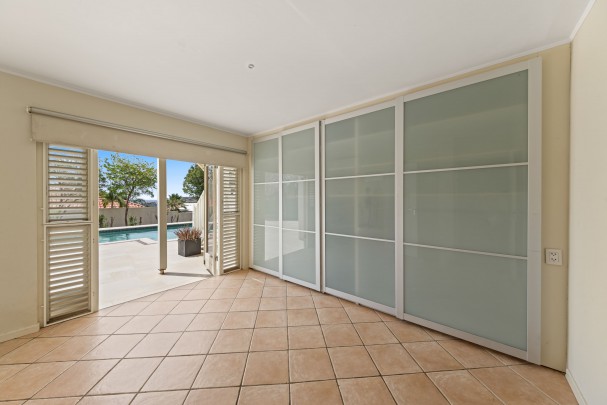 Stylish Jan Thiel Villa with Pool and Exceptional Investment Potential