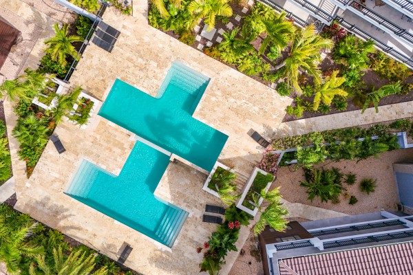 Blue Bay The Breeze – Luxury Newly Built 2-bedroom Apartment with Pool