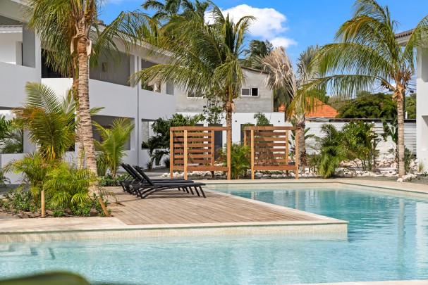 The Bank &ndash; Furnished 2-Bedroom Upper-Level Apartment