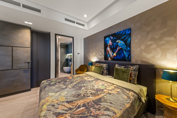 The Shore – Luxury Furnished Apartment with Direct Beach Access