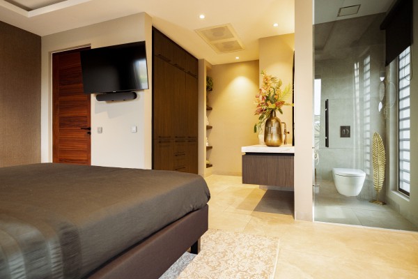 Blue Bay BQ9 - Most Exclusive Oceanfront Villa in Curaçao