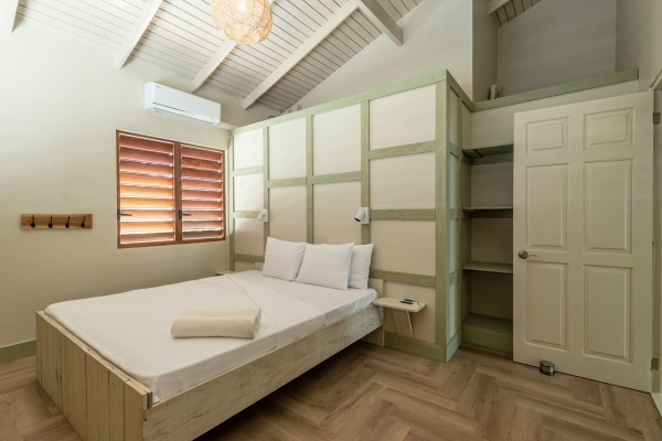 Sunset Heights– Spacious Vacation Villa with Attractive Rental Returns