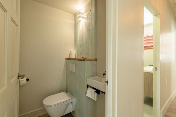 Sunset Heights– Spacious Vacation Villa with Attractive Rental Returns