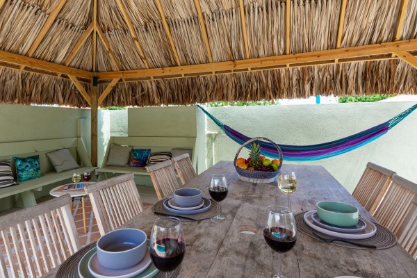 Sunset Heights– Spacious Vacation Villa with Attractive Rental Returns