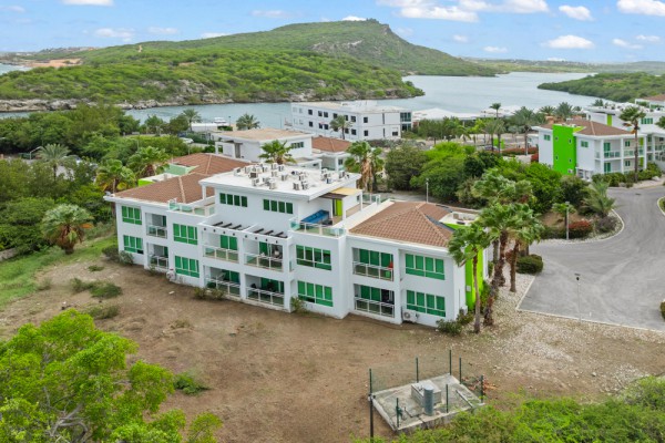 Luxury Sea View Apartment with Rooftop Terrace in Piscadera