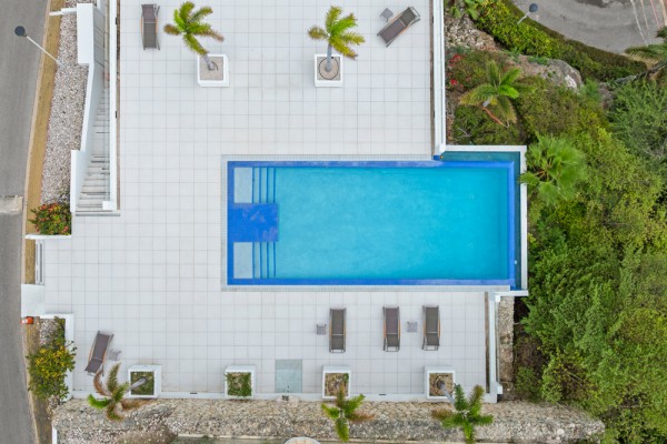 Luxury Sea View Apartment with Rooftop Terrace in Piscadera