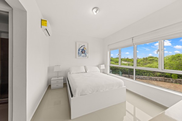 Luxury Sea View Apartment with Rooftop Terrace in Piscadera