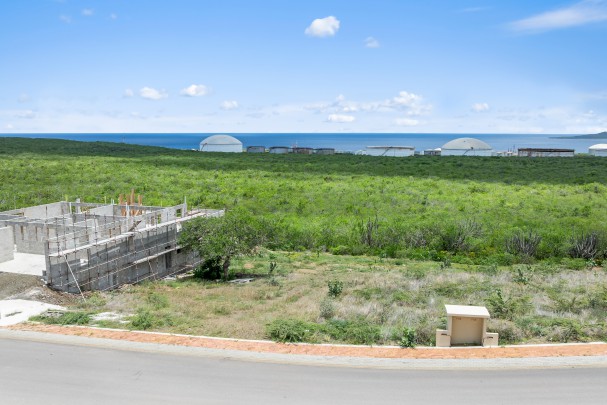 Beautiful Plot in Harmonie with Building Potential and Views