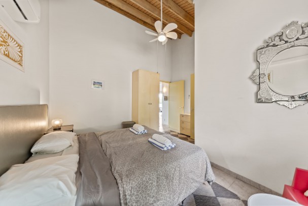 Blue Bay – Bungalow with golf view, jacuzzi & holiday rental option
