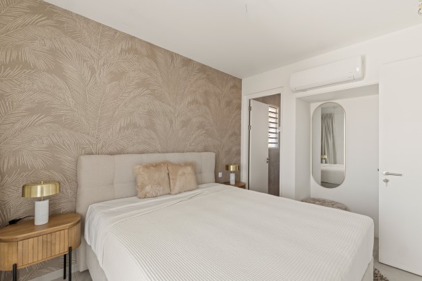 Blue Bay - Luxury newly built penthouse ideal for vacation rentals