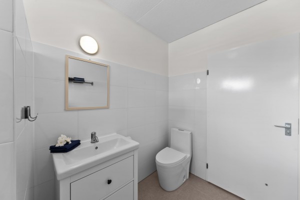 Beautiful Home in Grote Berg with Pool – Ideal Investment