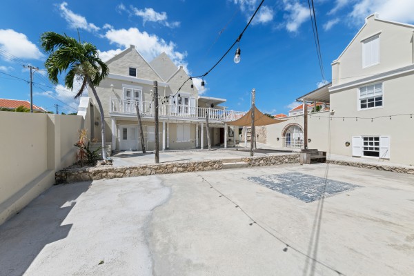 Otrobanda  – Historic property suitable for hospitality.