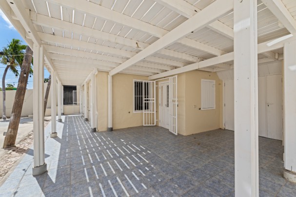 Otrobanda  – Historic property suitable for hospitality.