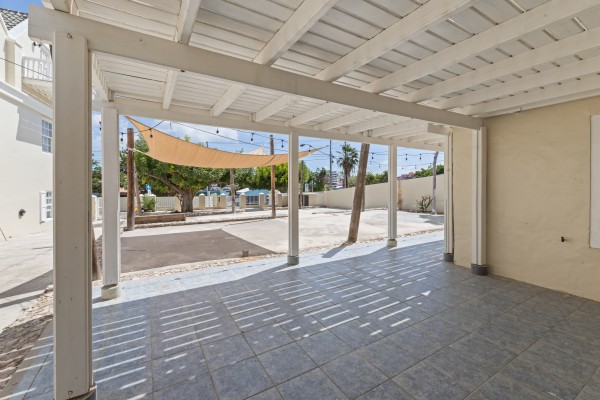 Otrobanda  – Historic property suitable for hospitality.