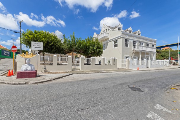 Otrobanda  – Historic property suitable for hospitality.