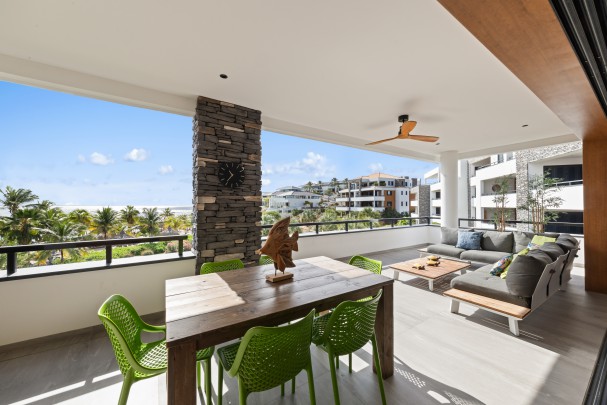 Blue Bay - Luxe 2-slaapkamer appartement direct aan het strand