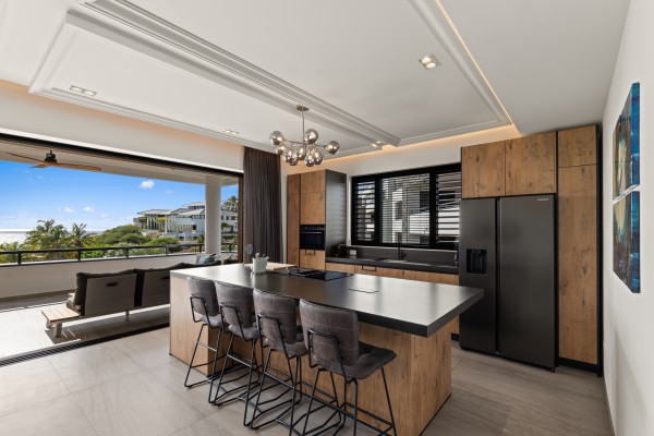 Blue Bay - Luxury 2-Bedroom Apartment Right on the Beach