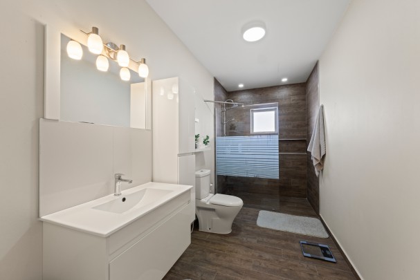 Blue Bay &ndash; Villa with Swimming Pool and Golf Course Views