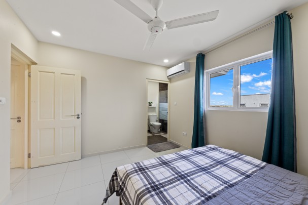 Blue Bay &ndash; Villa with Swimming Pool and Golf Course Views