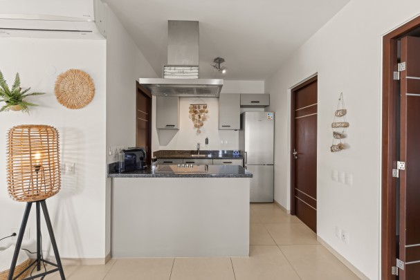 Luxury Ground Floor Apartment with Garden and Pool at Greenview