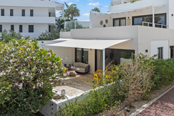 Blue Bay Greenview - Luxury Apartment with pool for vacation rentals