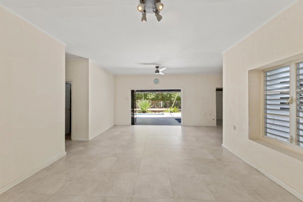 Spacious family home on a generous plot