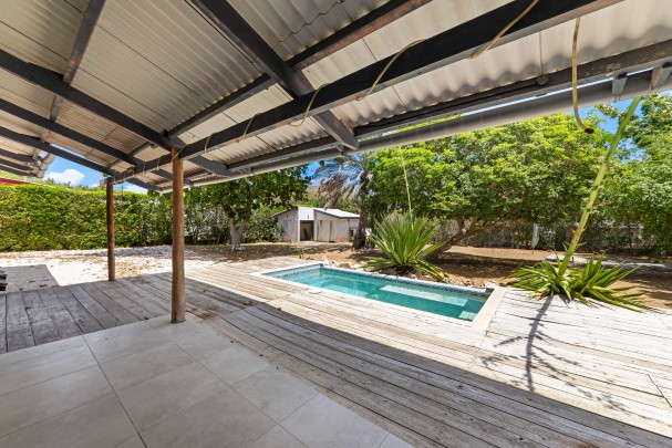 Spacious family home on a generous plot