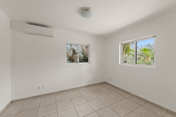 Villapark Girouette – villa gated resort apartment and private pool