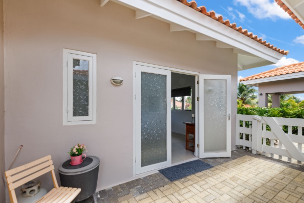  Luxe villa op blue Bay met schitterend uitzicht over de golfbaan