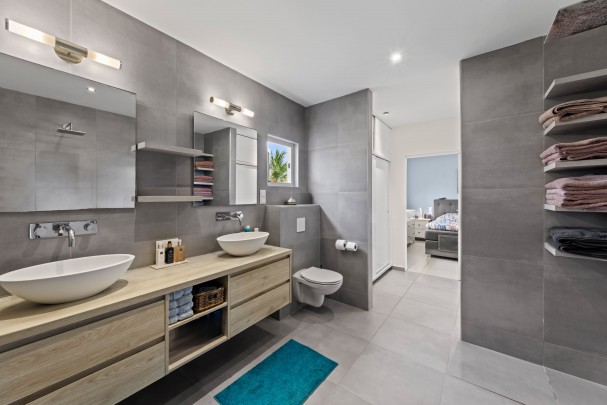  Luxe villa op blue Bay met schitterend uitzicht over de golfbaan