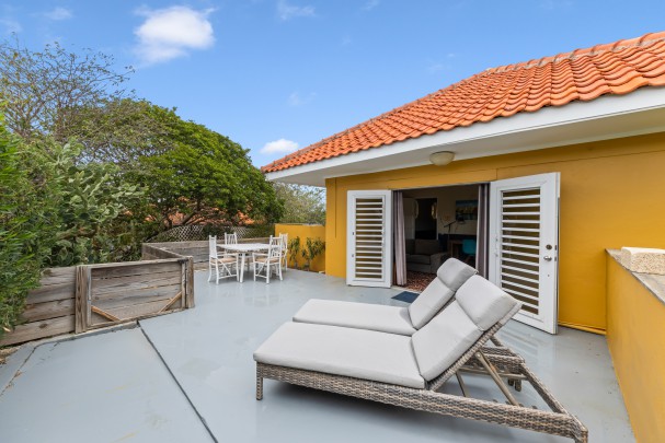 Te Koop: Studentenhuis COCO &ndash; Beleggingspand met 10 units op Cura&ccedil;ao