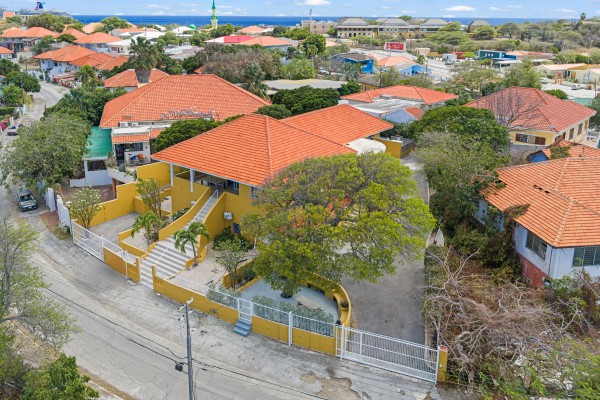 Te Koop: Studentenhuis COCO – Beleggingspand met 10 units op Curaçao