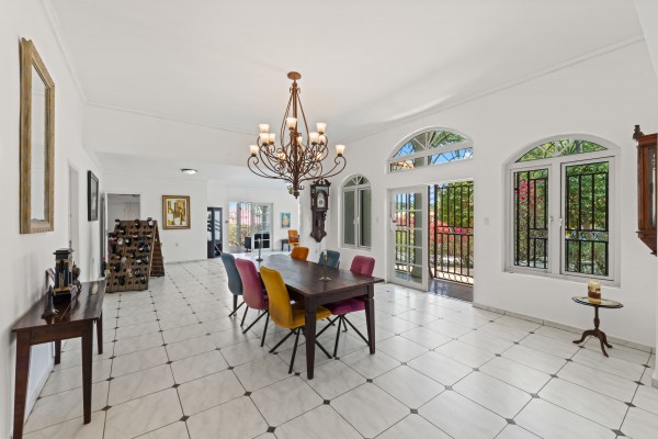 Exclusive Detached Villa in Villapark Girouette - Curaçao