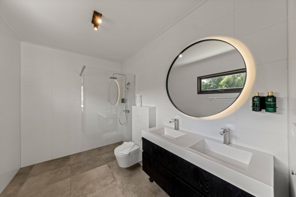 Instapklare Luxe Villa met Privézwembad in The Jazmyn –Blue Bay Resort